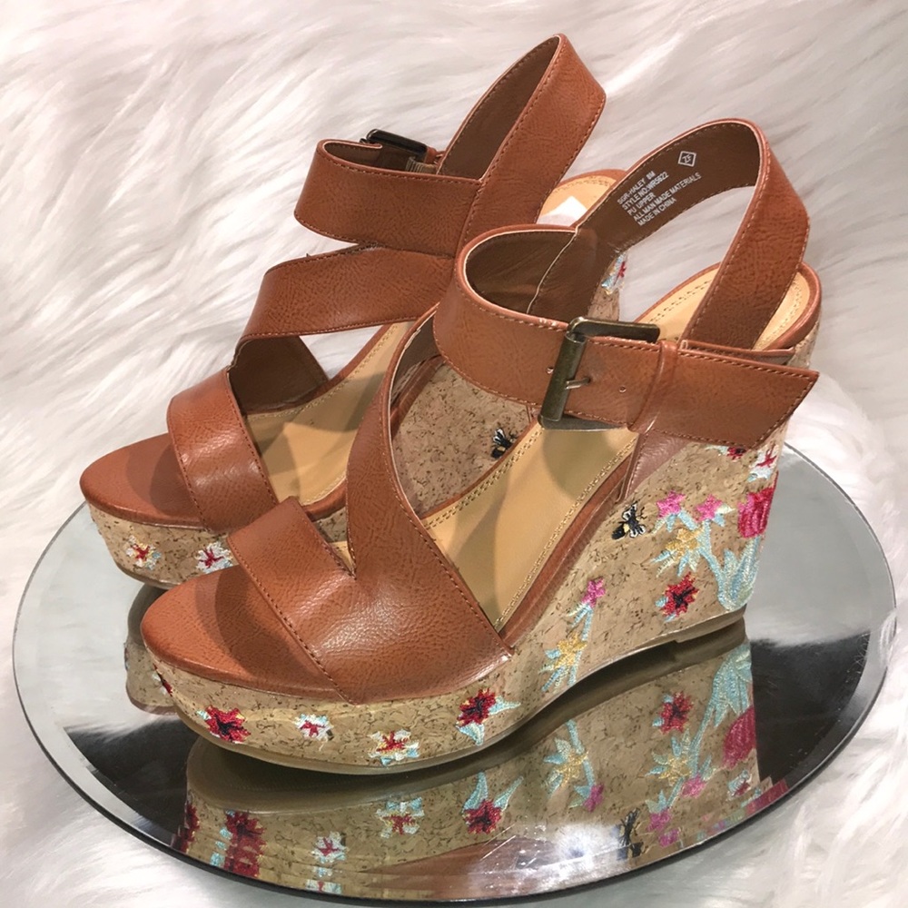Sugar “NWOT” Wedge Heels
